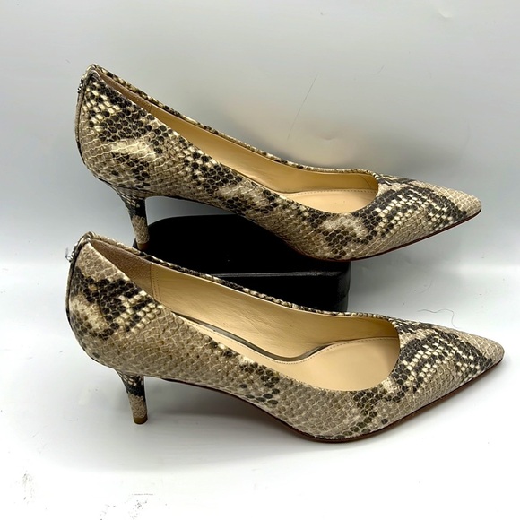 Coach New York Animal print shoes size 8.5 - Picture 3 of 7